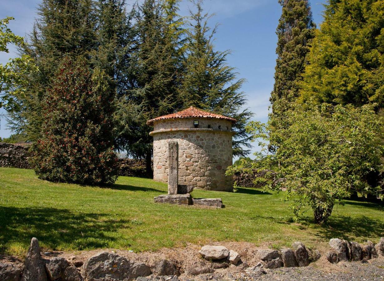 Maison d'hôtes Jardines Pazo A Fabrica à Celanova Extérieur photo